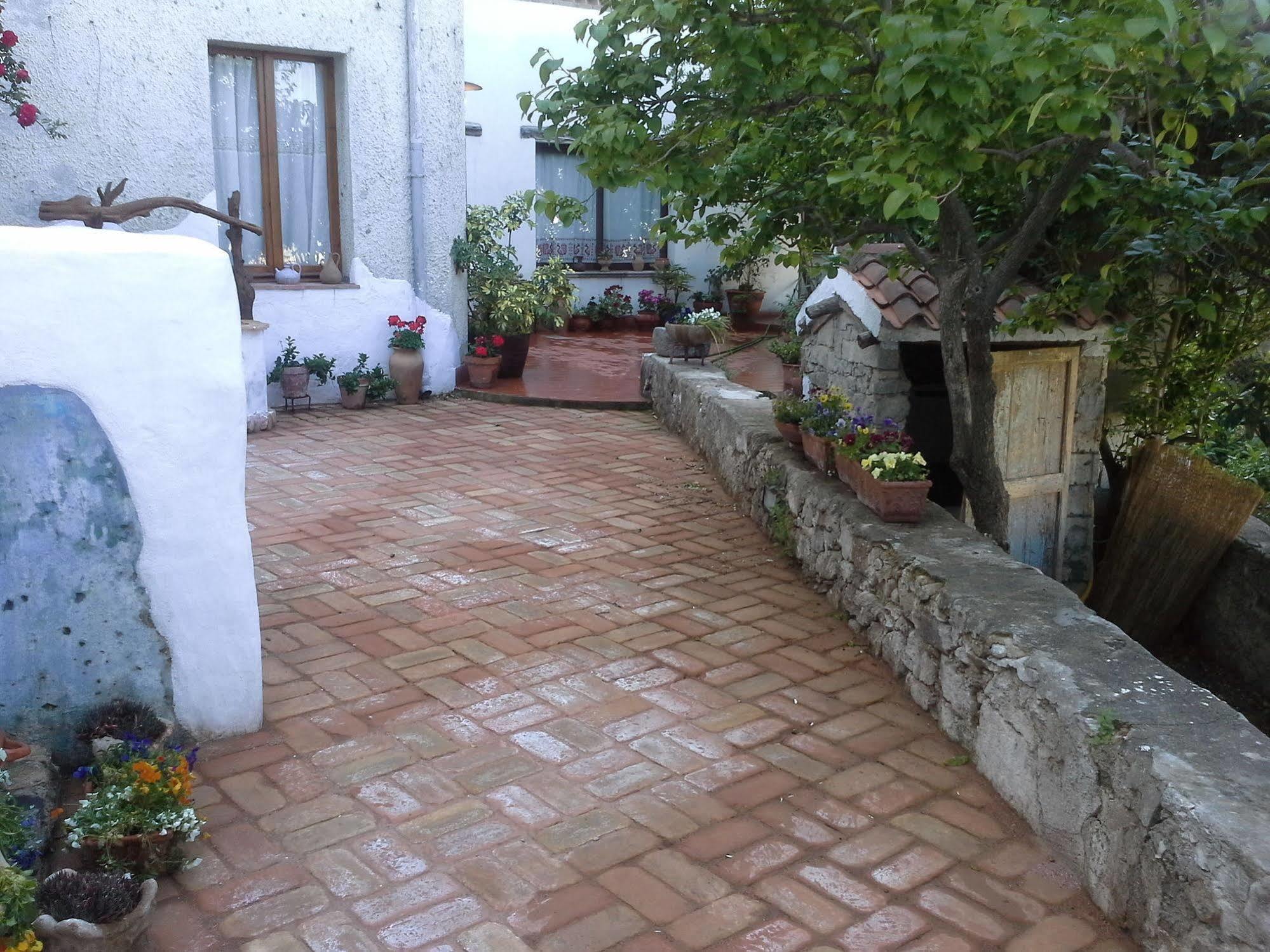 أوليينا B&B Corte San Lussorio المظهر الخارجي الصورة